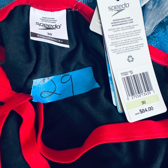 speedo Women's Swimsuit Hard Wired One Back Size 30 Red Black Abstract Print New - Picture 10 of 10